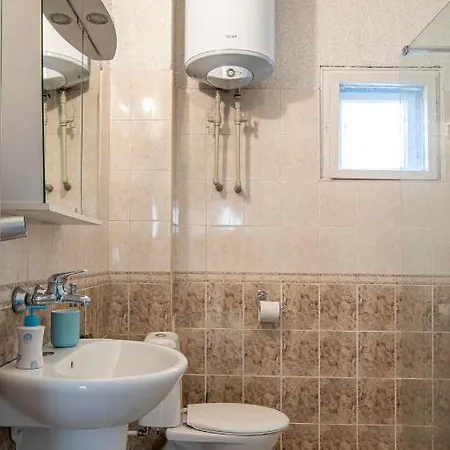 Quiet 2-bedroom With Own Private Garden * Sofia