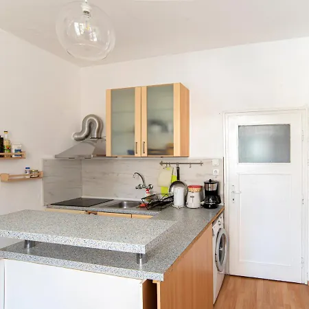 Quiet 2-bedroom With Own Private Garden Lejlighed Sofia